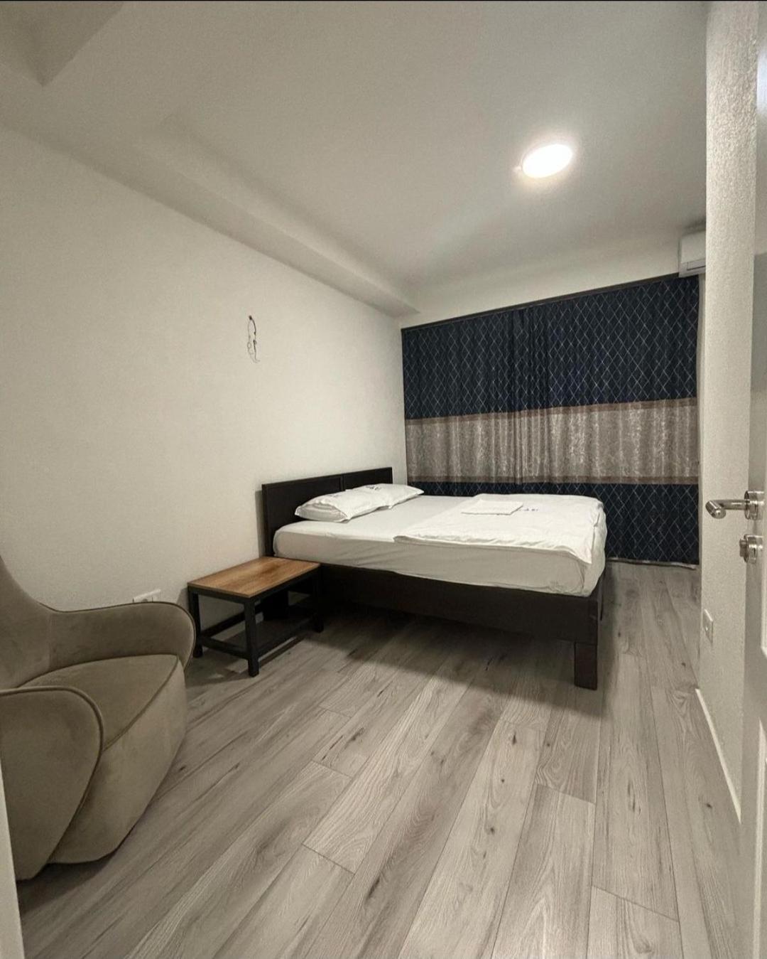 Hotel Inn Πρίζρεν Δωμάτιο φωτογραφία