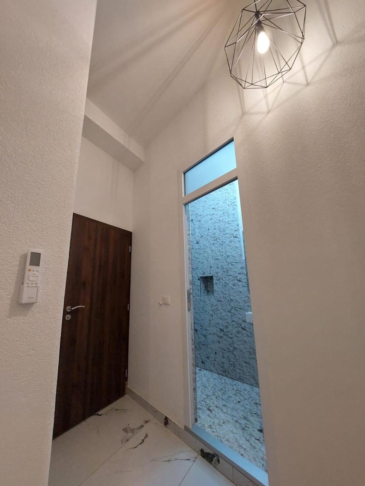 Hotel Inn Πρίζρεν Εξωτερικό φωτογραφία